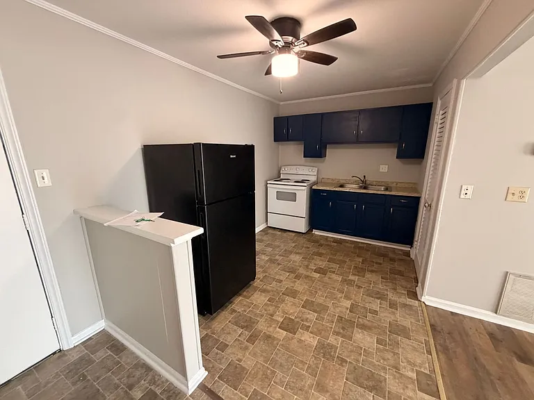 1708 Jennifer Rd #A9 — Photo 17
