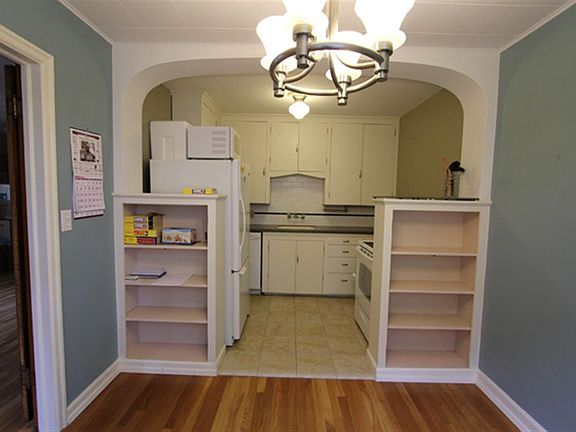 5th image of 726 W 6th Ave #304