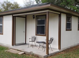 5422 Fm 442 Rd #2, Boling, TX 77420