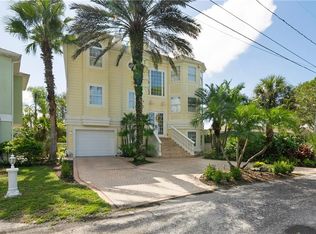 5450 Manatee Point Dr, New Port Richey, FL 34652