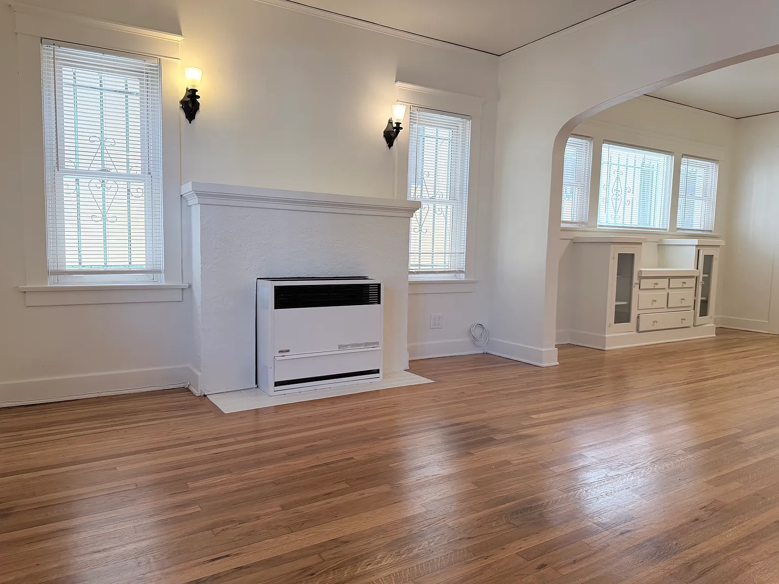 1 bed, 920 sqft, $2,895 — Photo 4