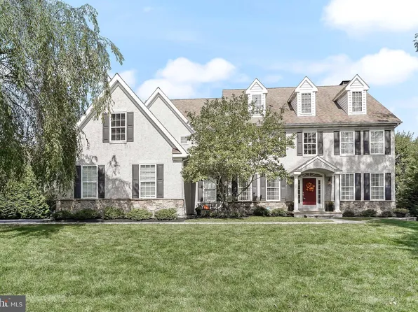 103 Sassafras Dr, Kennett Square, PA 19348