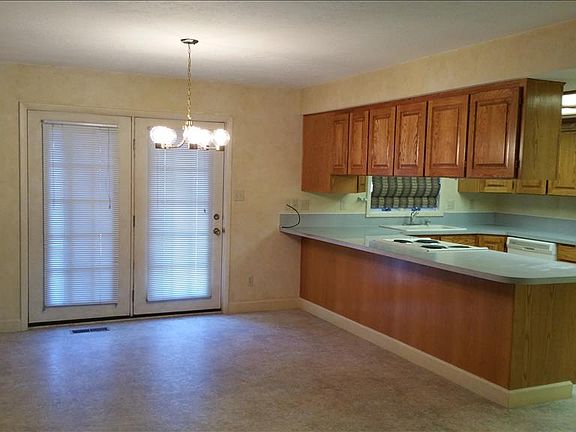 4th image of 1630 Teakwood St