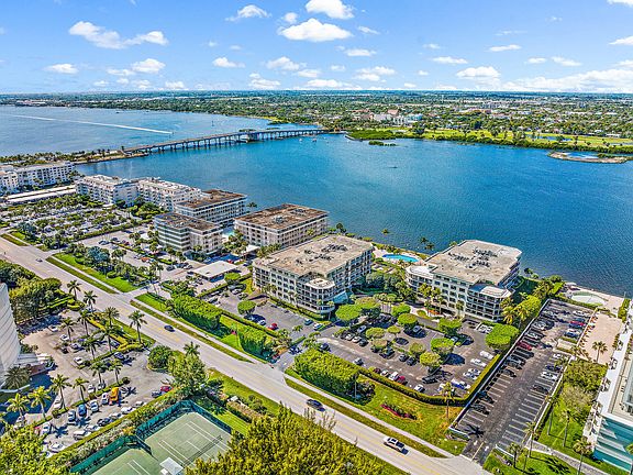 3rd image of 2778 S Ocean Boulevard #207n