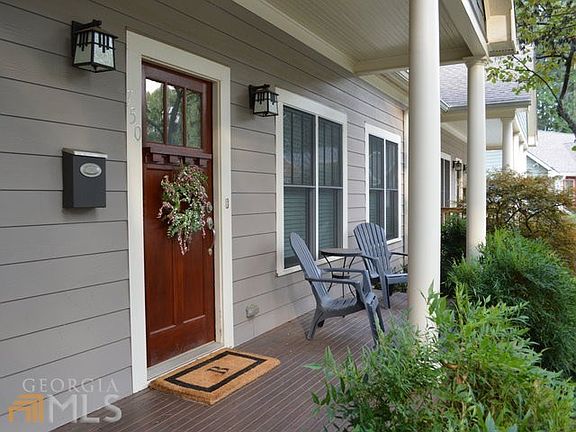 3rd image of 750 Frasier Cir