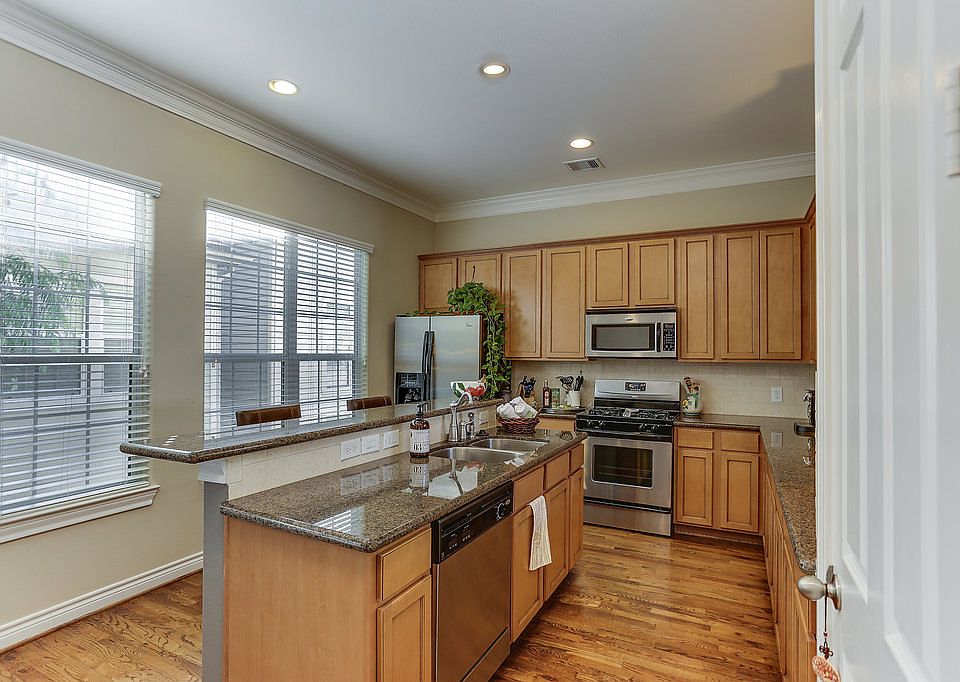 1st image of 2206 Hilshire Terrace Ct