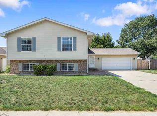 3030 4th St, Marion, IA 52302