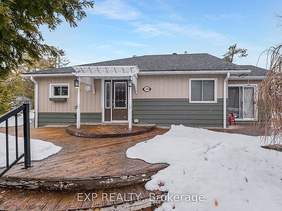 3rd image of 3909 Richview Rd