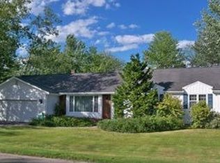 7 Evergreen Ave, Kennebunk, ME 04043