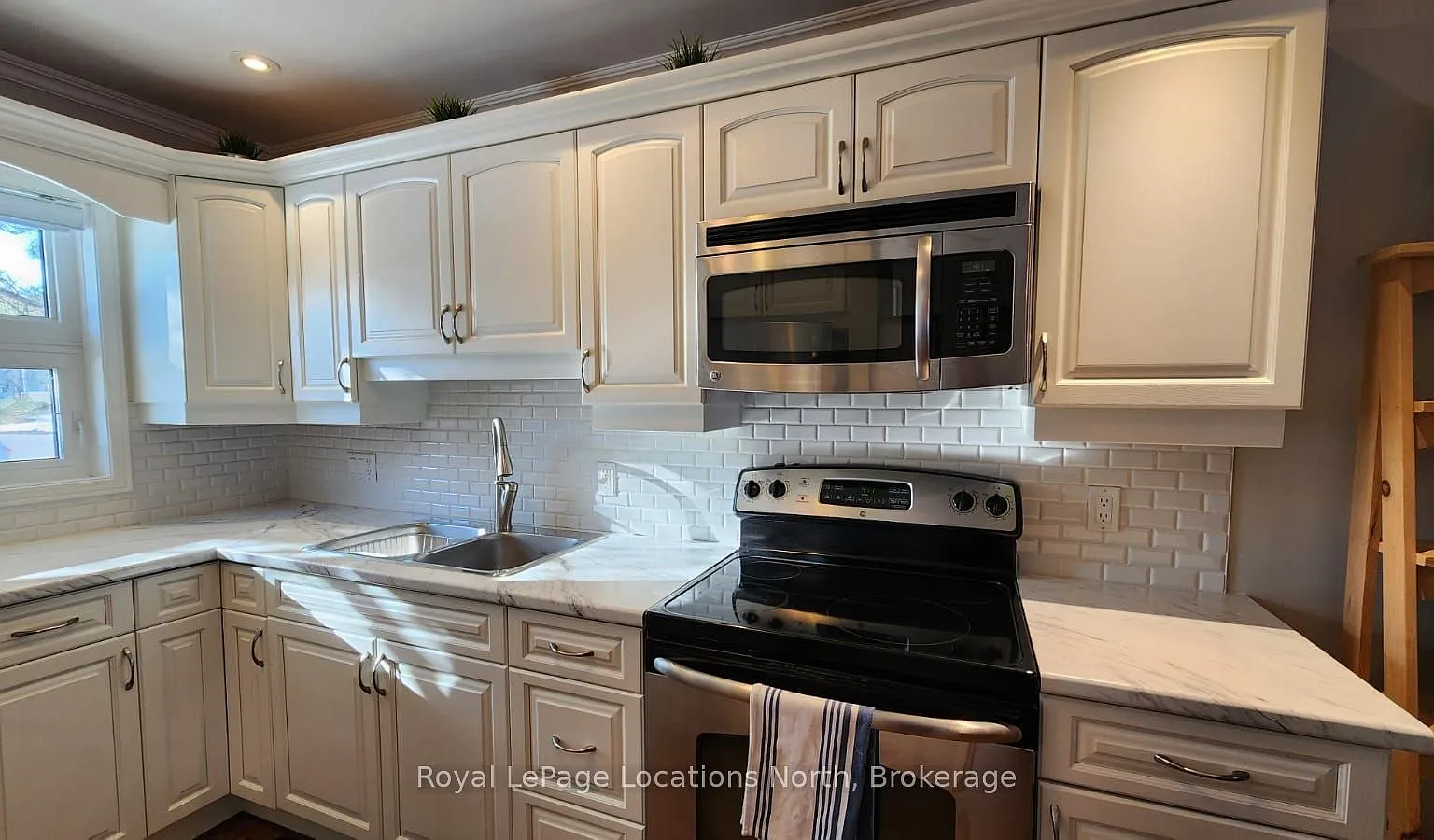 3 bed, $2,500 — Photo 3