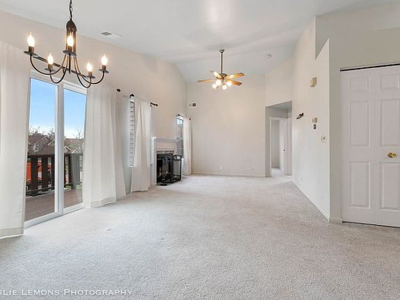 4th image of 1006 Rockport Dr