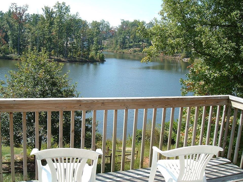 2nd image of 6443 S Creek Ct