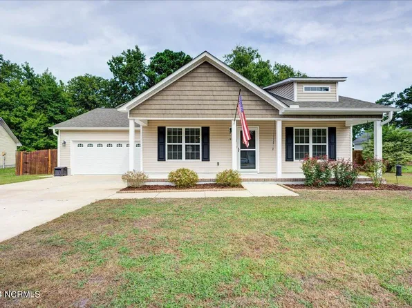 102 Friar Court, Havelock, NC 28532