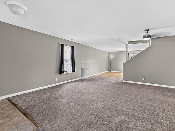 2nd image of 703 Kennedy St