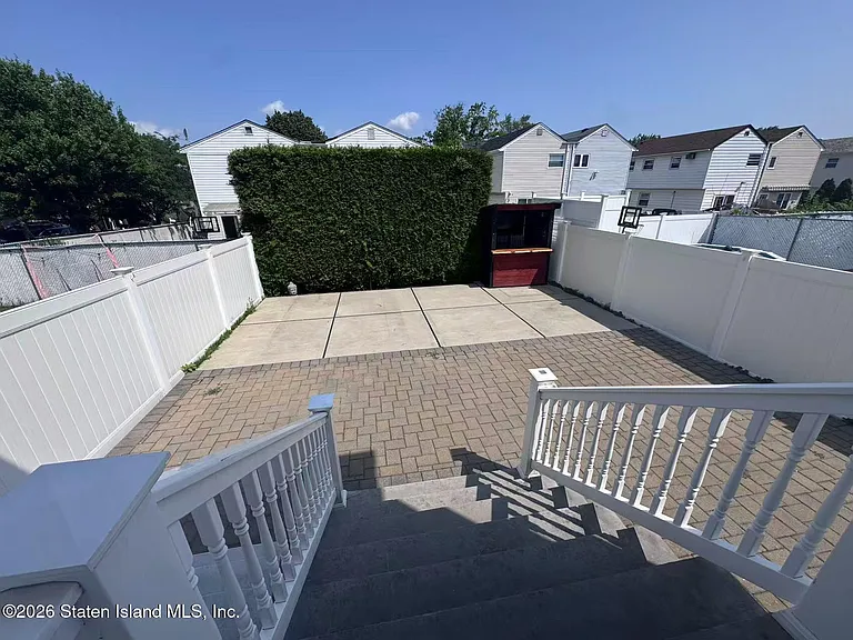 483 Barlow Ave — Photo 16
