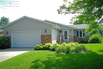 1st image of 1612 S Silver Creek Cir
