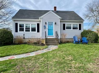182 Newport Ave, Middletown, RI 02842
