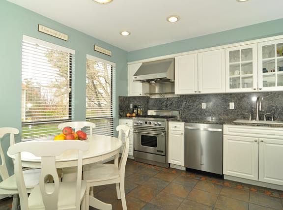 4th image of 29 Manor House Ln