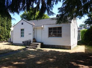 6040 41st Ave SW, Seattle, WA 98136