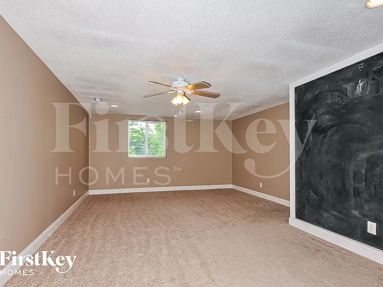 12207 Turkey Creek Ct — Photo 8