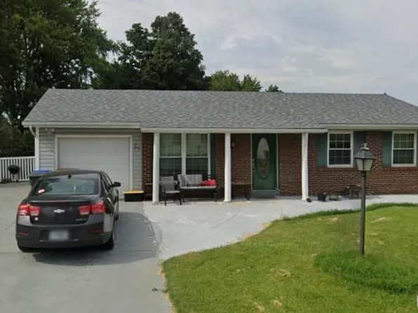 39 Oxbow Rd, Saint Peters, MO 63376