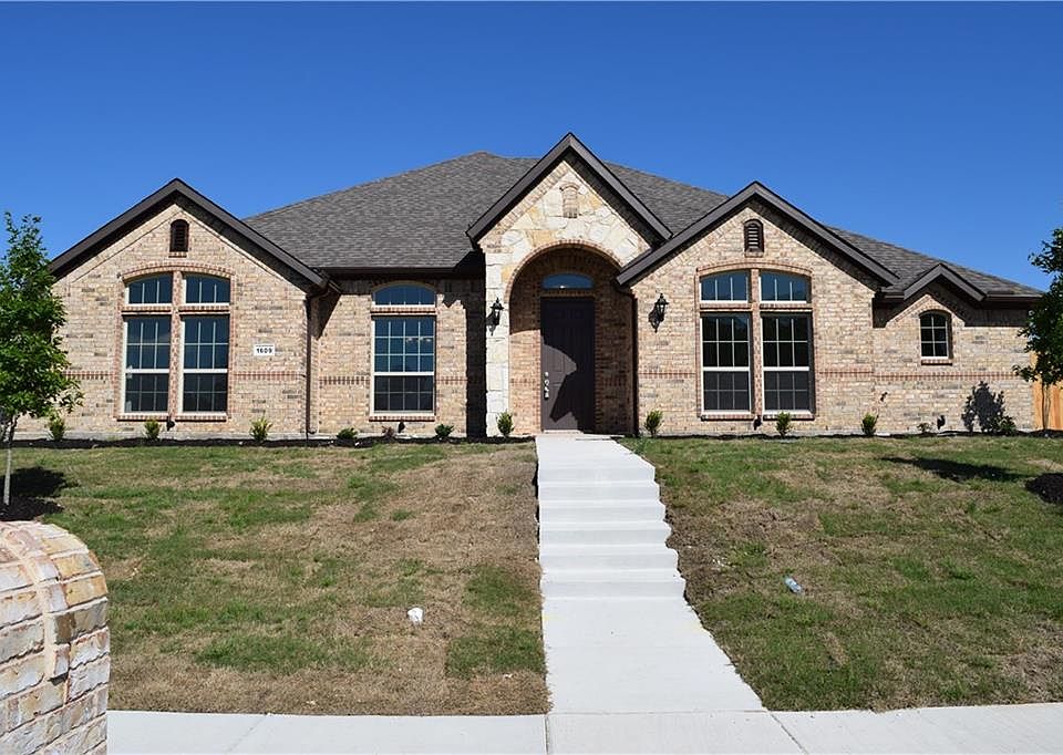 1st image of 1609 Sagewood Dr