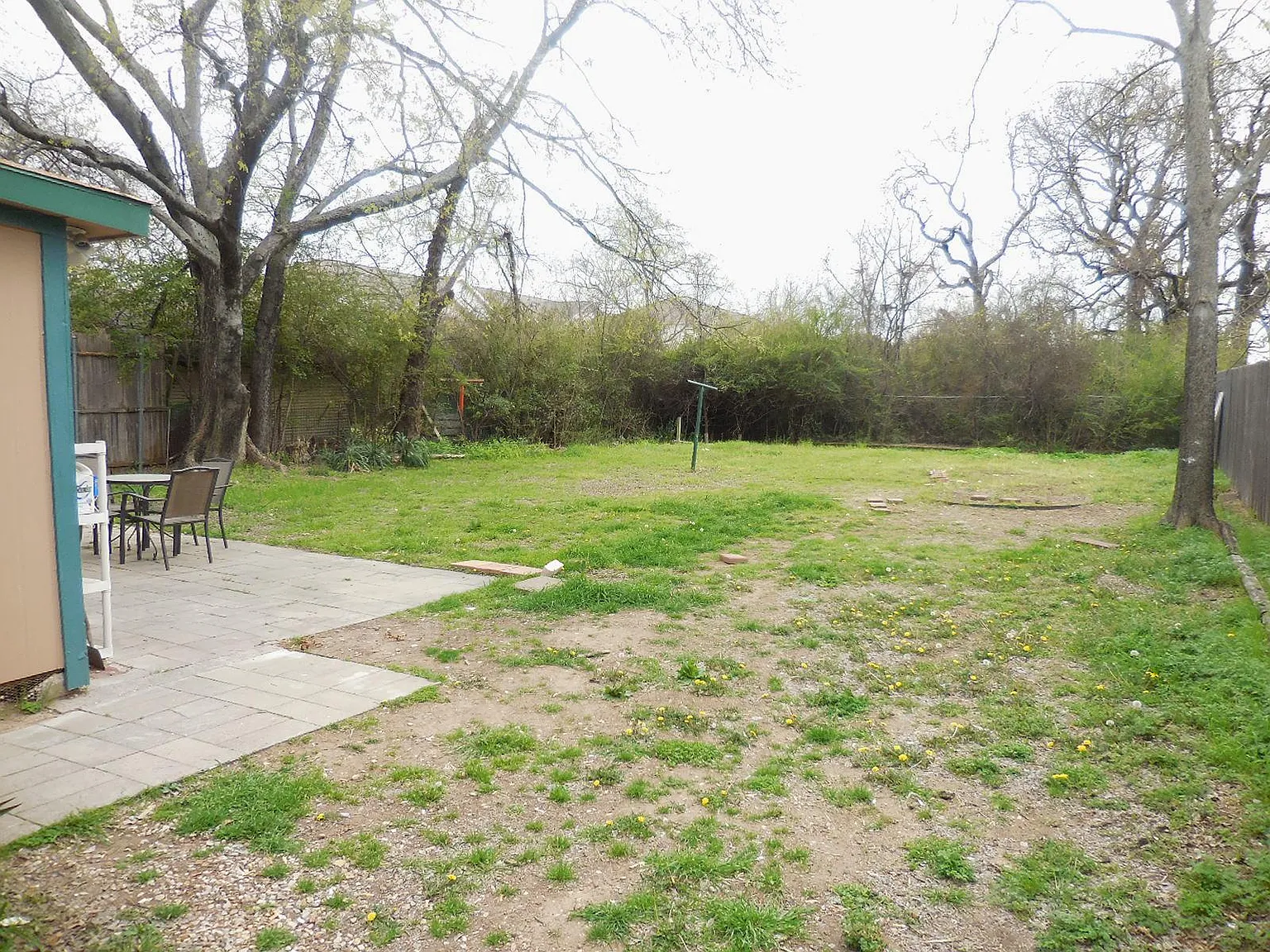 Studio, 250 sqft, $695 — Photo 3