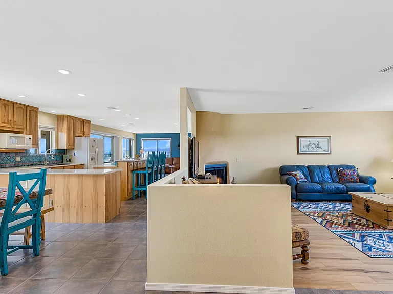 10380 N Hacienda Hermosa Dr — Photo 18