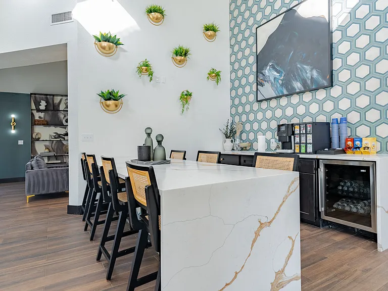 Ronan Apartment Homes — Photo 34