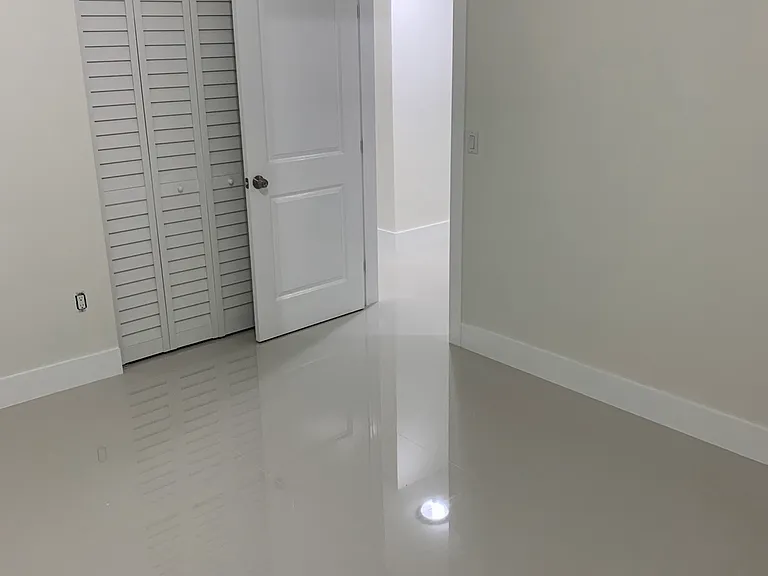 5960 SW 44th Ter — Photo 11