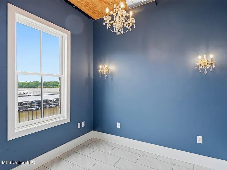 145 Republic St — Photo 14
