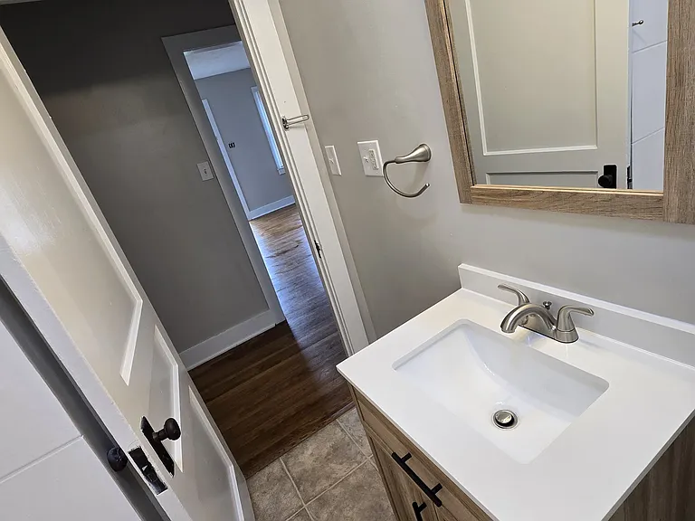 1805 Morningside Ave — Photo 6