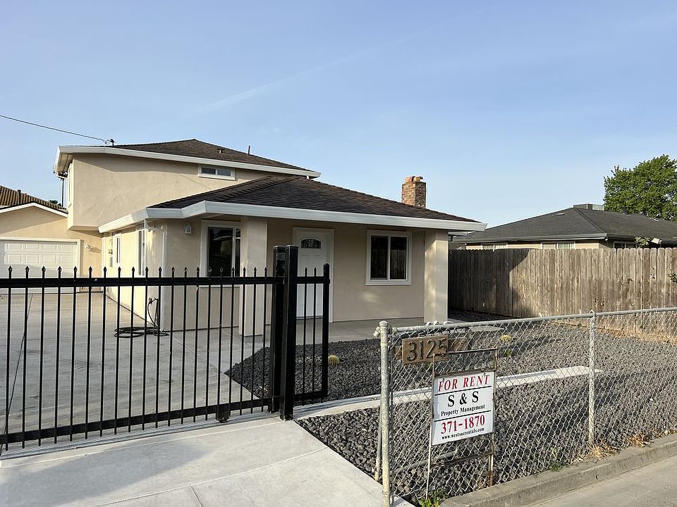 1st image of 3125 Gladys Ave