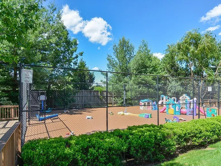 5806 Pearson Ln — Photo 28