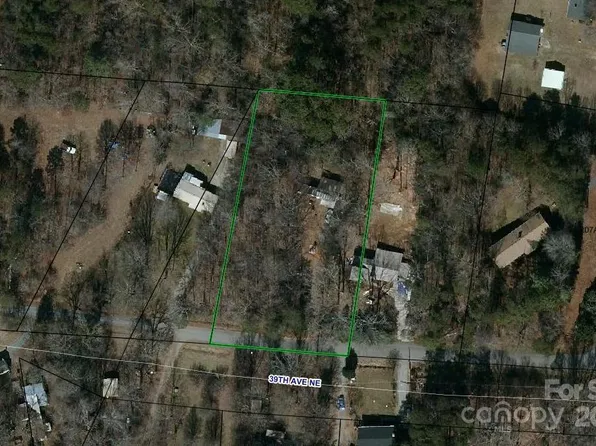 2715 39th Ave NE, Hickory, NC 28601