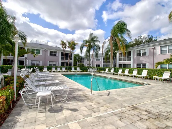 5674 Sheffield Greene Cir, Sarasota, FL