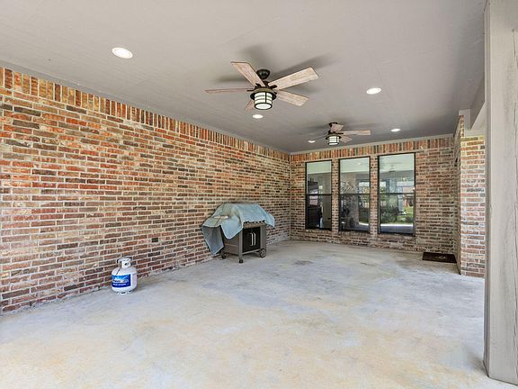 5th image of 3721 Belview
