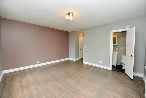 Rented by Bruma Realty LLC | media 8