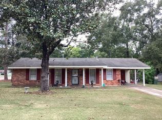 4348 Rainbow Rd, Montgomery, AL 36116