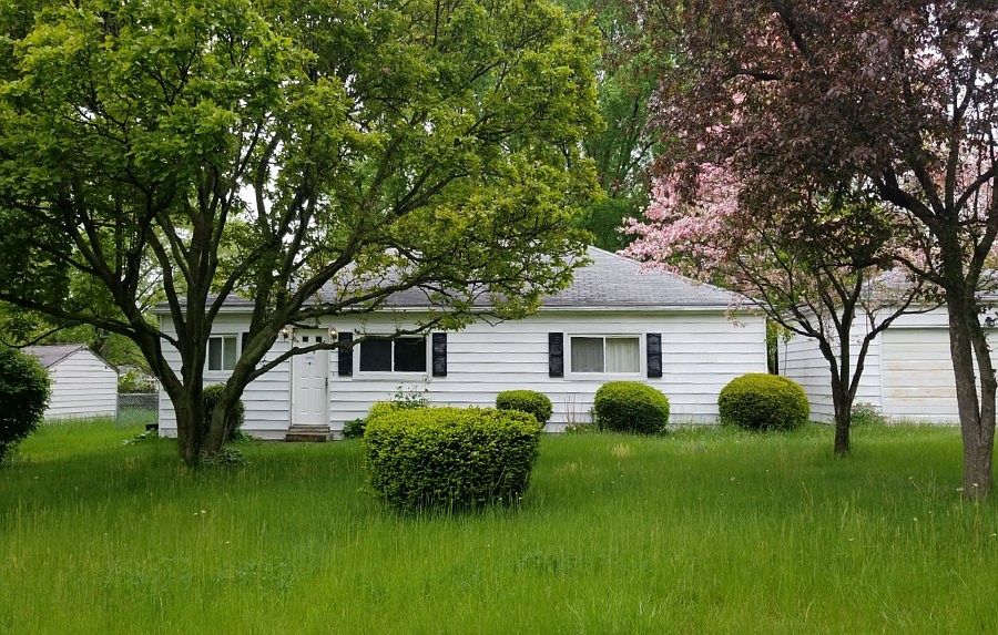1st image of 261 Finland Ave
