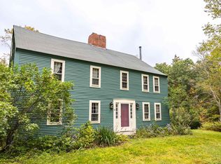 52 Winslow Rd, Weare, NH 03281
