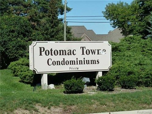 2nd image of 6275 Potomac Cir #1