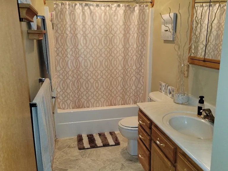 14 Columbia Ct — Photo 17