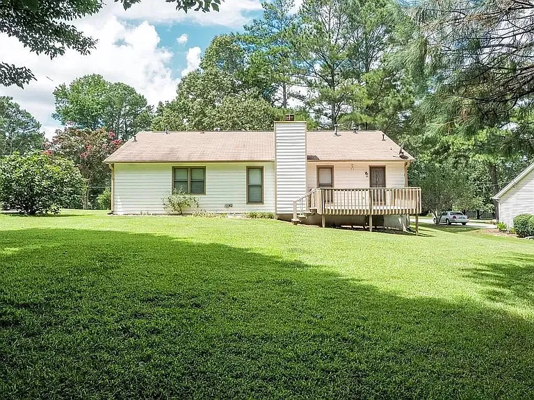 1146 Hutch Ln — Photo 21