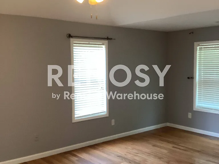 2377 Peach Shoals Cir — Photo 18
