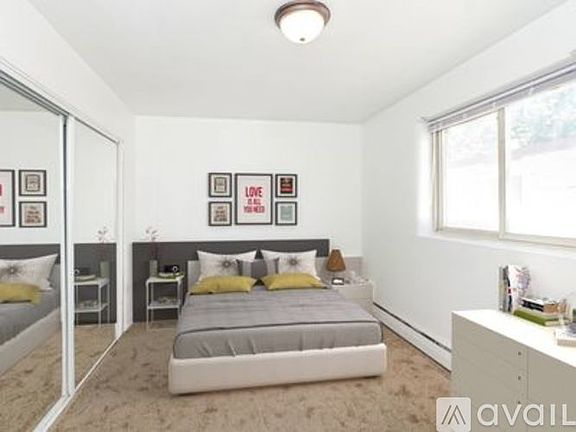 2nd image of 729 8th Ave SE APT 17