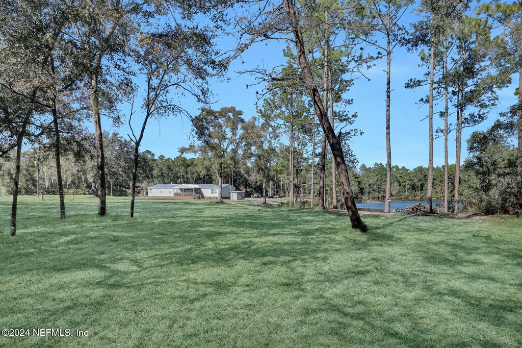141 WOODS Road, San Mateo, FL - View 3