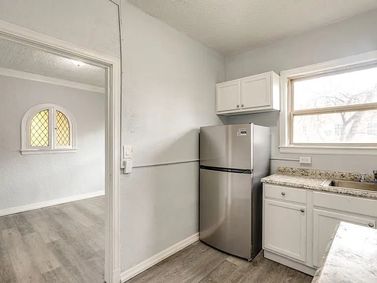 2840 S Moreland Blvd #16 — Photo 1
