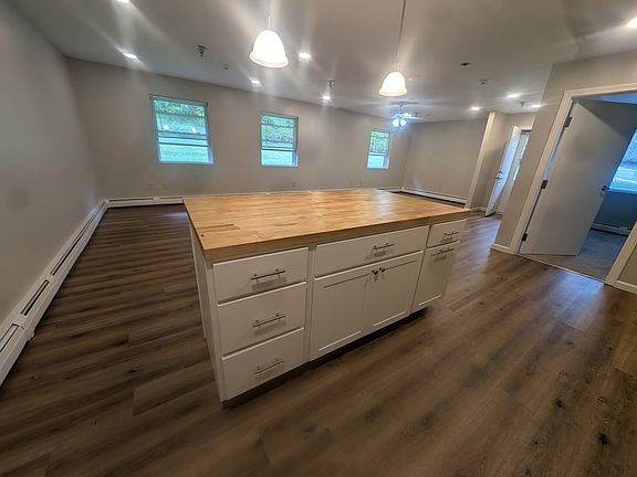 Lots of storage space in island