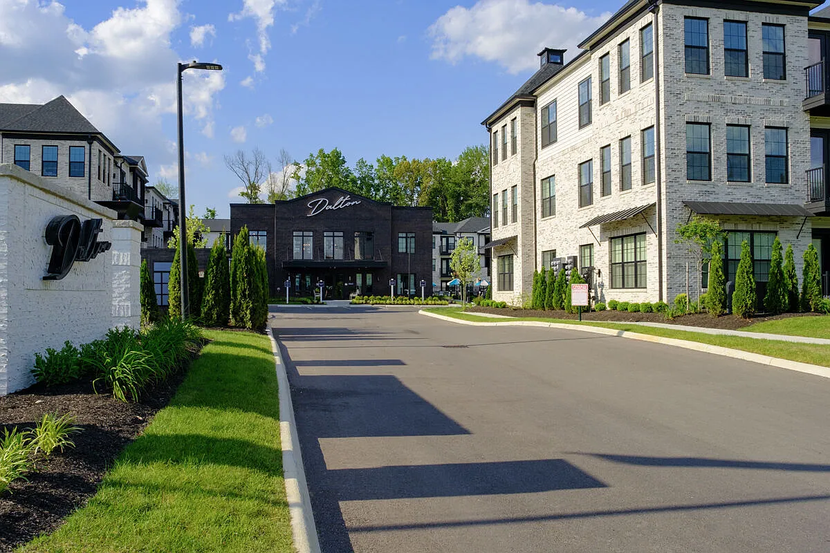 DAF - Dalton Residences — Photo 3